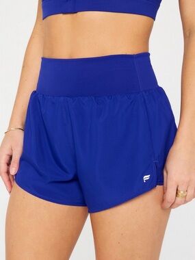 Fabletics Sun Chaser Short 3” in Admiral Blue